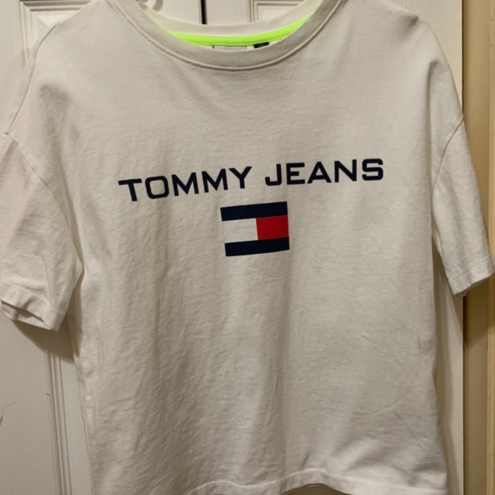 Tommy jeans top!!